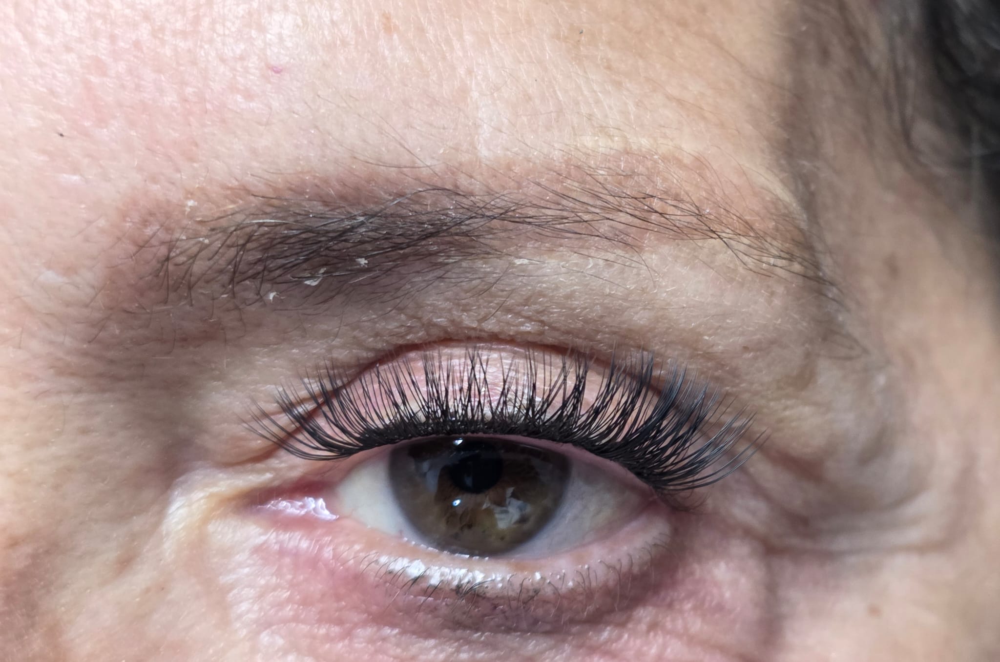 הדבקת ריסים 2